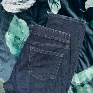 LOFT Curvy Straight Jeans size 8 ☀️